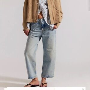 Free People- deep trance boyfriend jeans